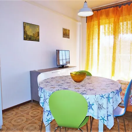 In With Terrace 아파트