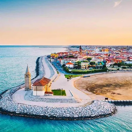 In With Terrace Апартаменты *